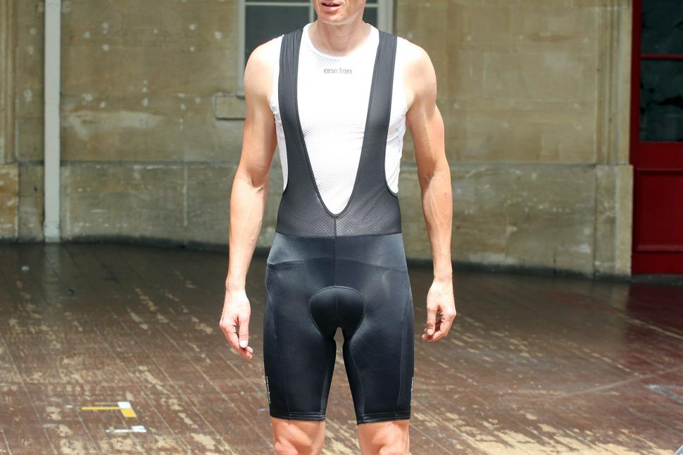 Oneten store bib shorts